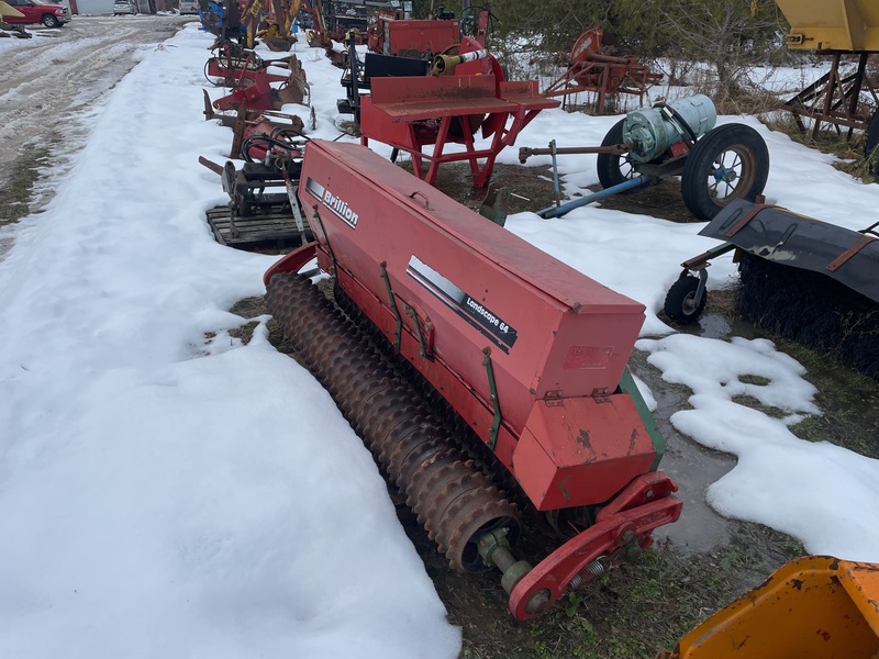 Brillion 64 Landscape Seeder 64"
